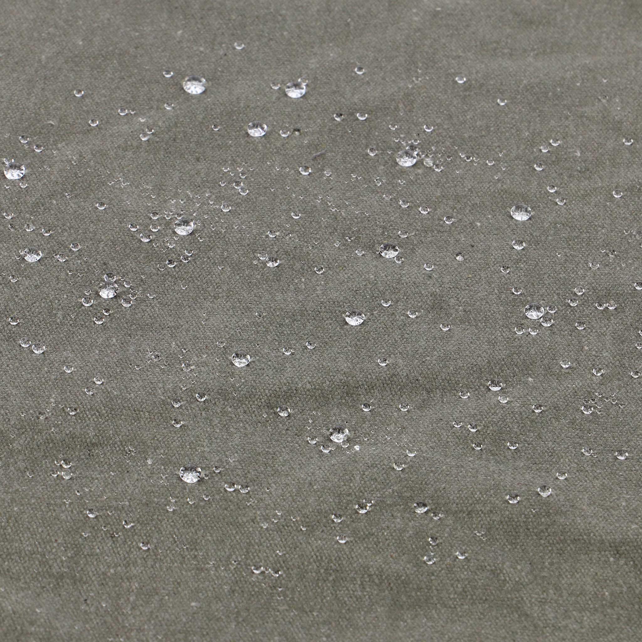 canvas tarp shows extraordinary water proofing